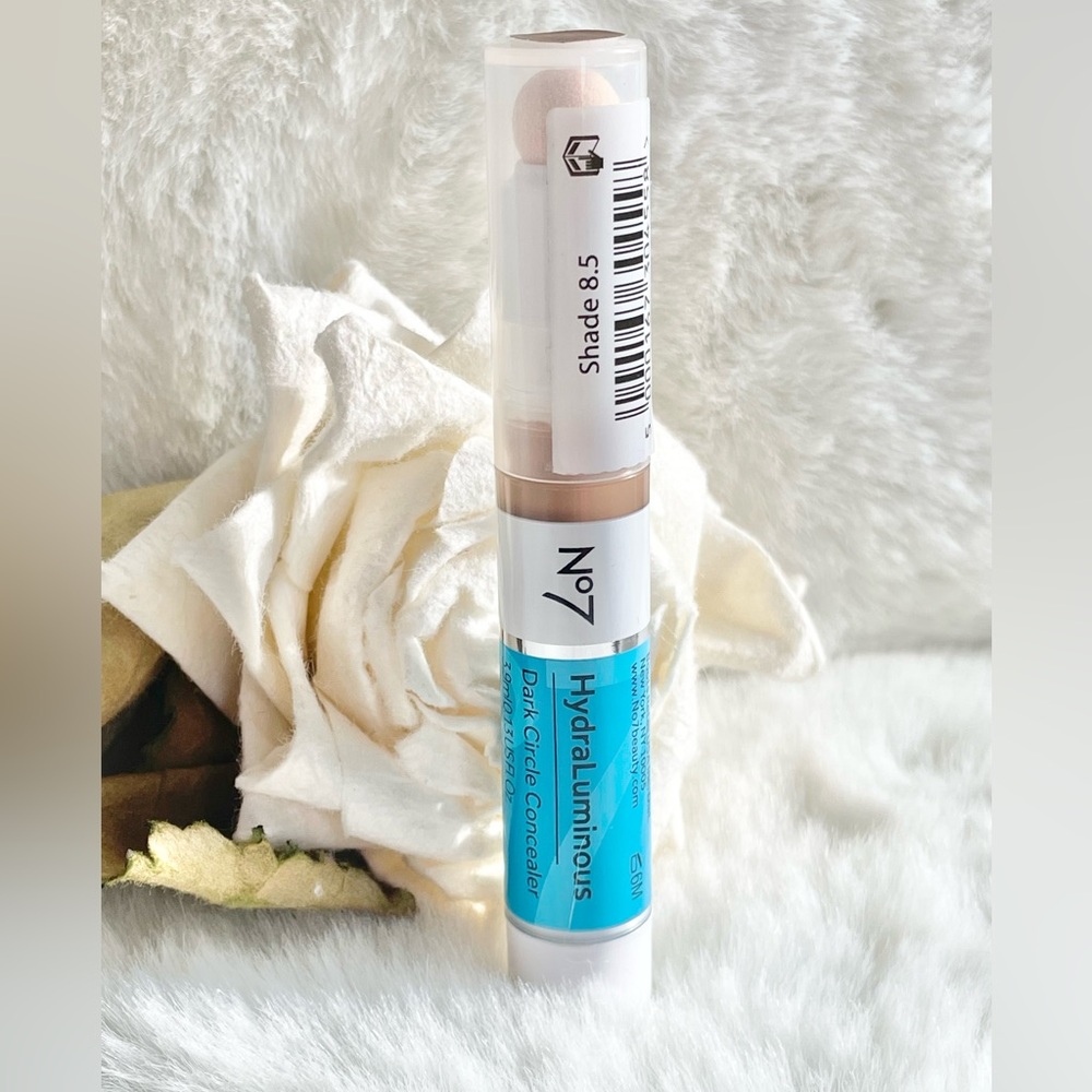 🆕NWT No7 HYDRALUMINOUS DARK CIRCLE CONCEALER Shade 8.5 Brightening under eye